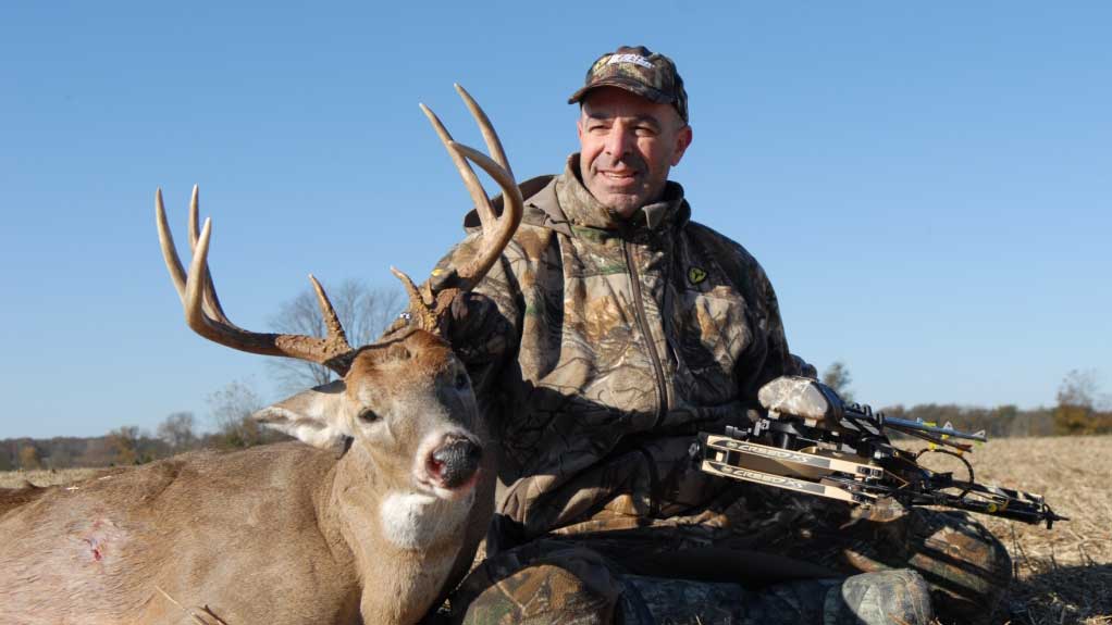 The author shot this decent eight-pointer while hunting with Illinois Whitetail Services on Halloween 2014.