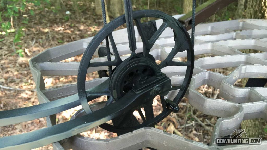 With a built-in bow holder, Lone Wolf stands eliminate the added cost, and movement, that comes with using an additional bow hanger. 