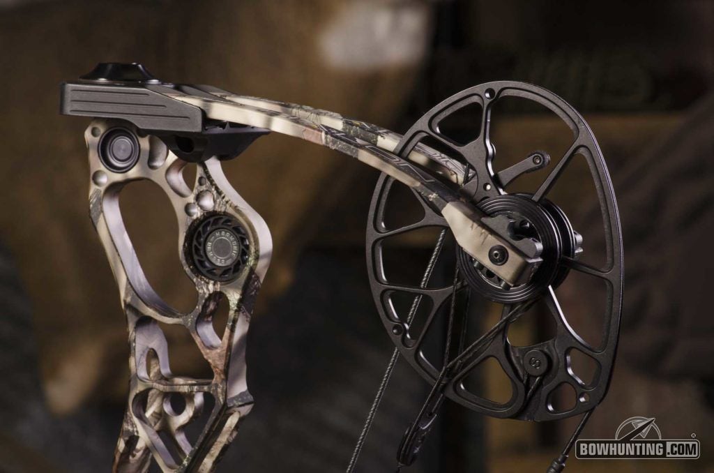 The new Crosscentric Cam System provides loads of power while maintaining a very smooth draw.