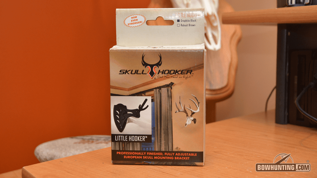For purposes of hanging my pronghorn skull I opted to go with the "Little Hooker" product. There is a larger size available for animals including elk, moose and other big game.