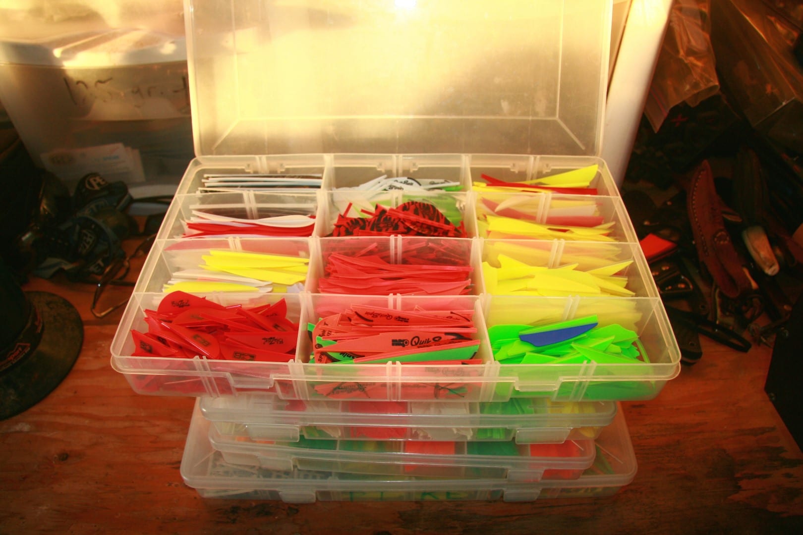 tackle box for fletching