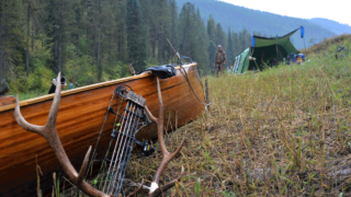 secretary-zinke-elk-horns-on-canoe-durkin