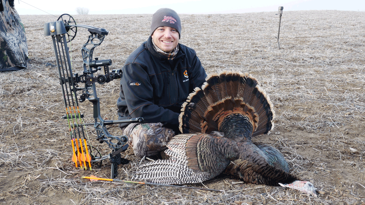 Is it wrong to shoot a jake - Bowhunting Kansas turkeys justin-jake