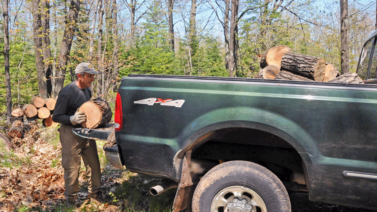 loading-firewood-in-truck