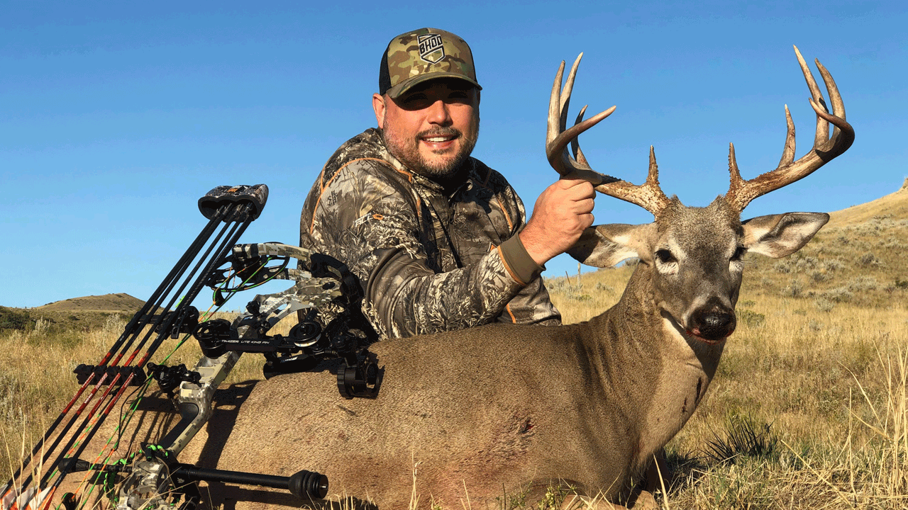 bowhunting western deer - josh-sturgill-wy-whitetail