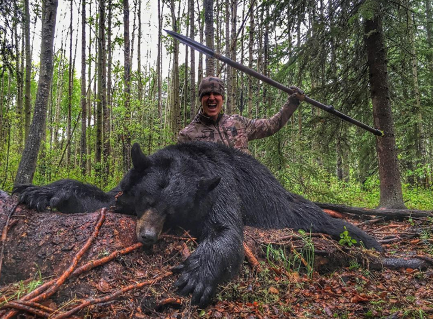 top 10 hunting controversies bowmar-bear-spear