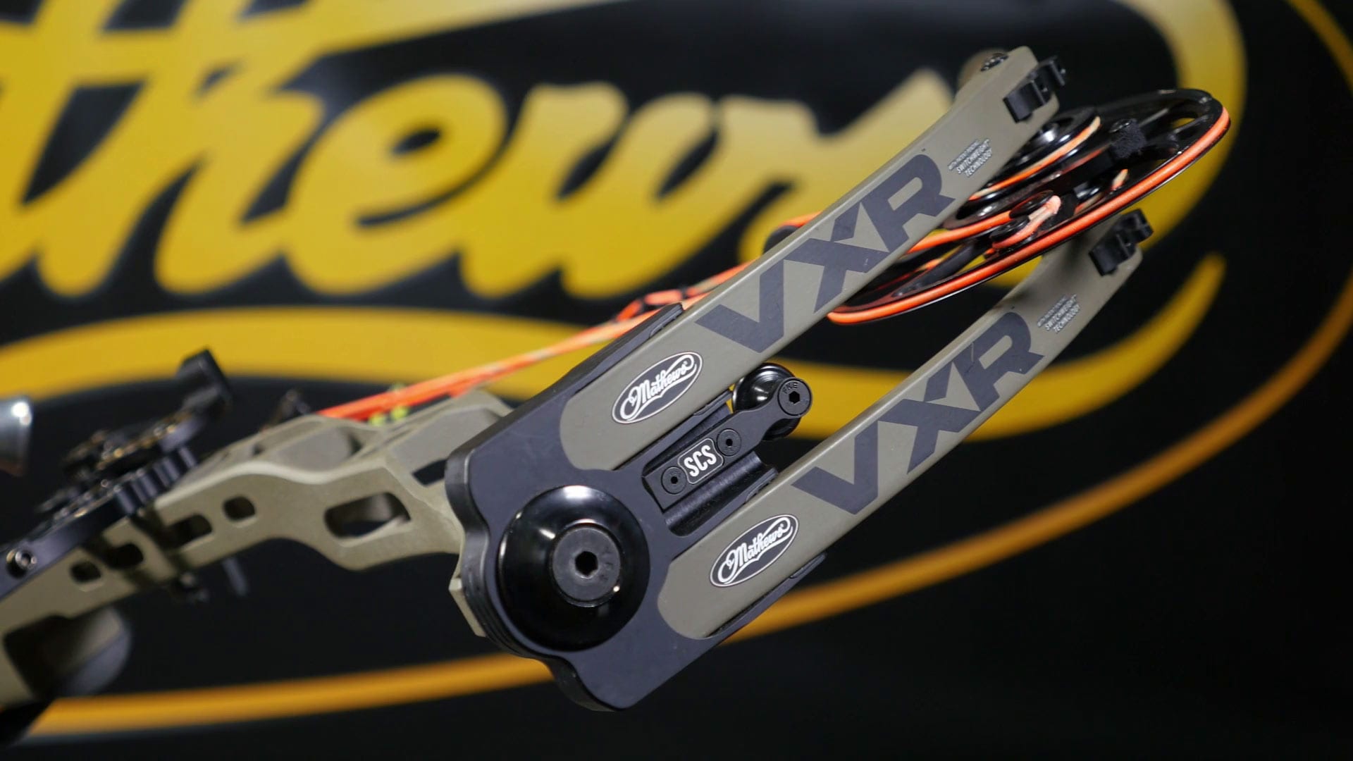 thumbnail interactive-video image 1 of Mathews Vertix VXR 28 / 31.5 Compound Bow String And Cable Set – USA Made 1 of 6
