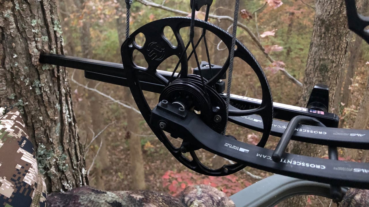u-slide bow hanger-feature