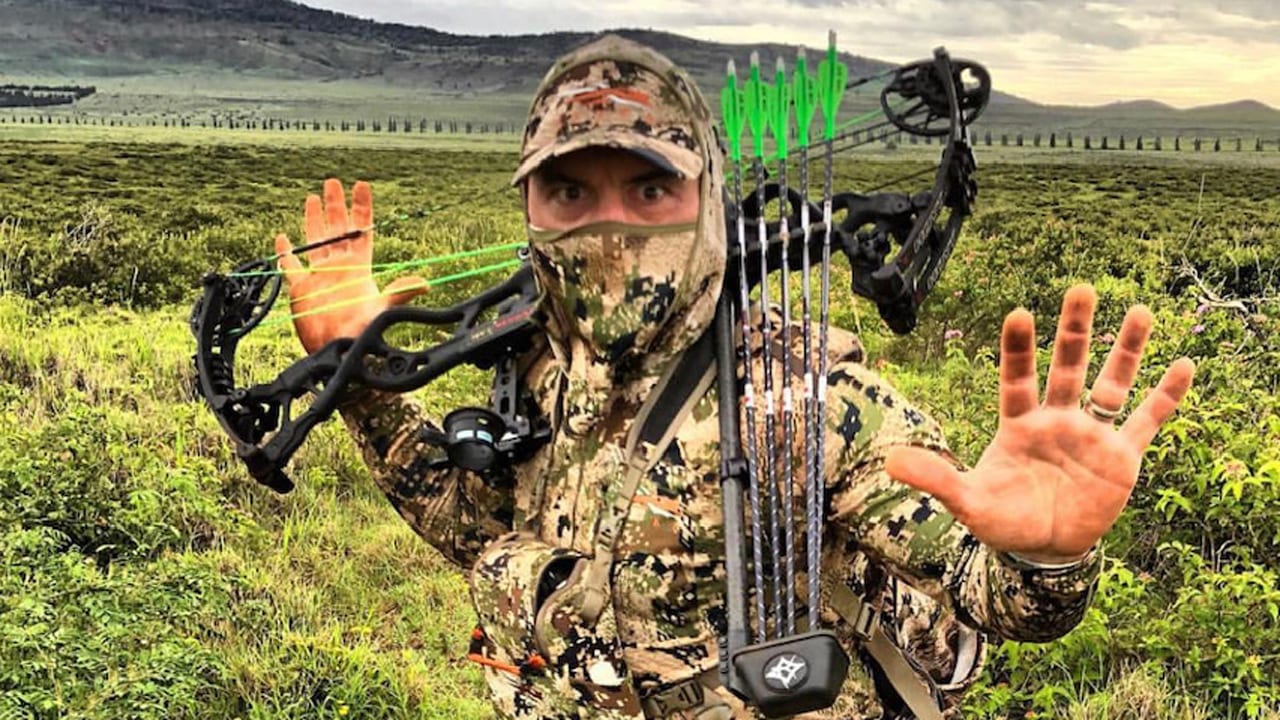 Joe-Rogan-Ninja-IG-Feature - is joe rogan good for hunting? (Joe Rogan / Instagram)