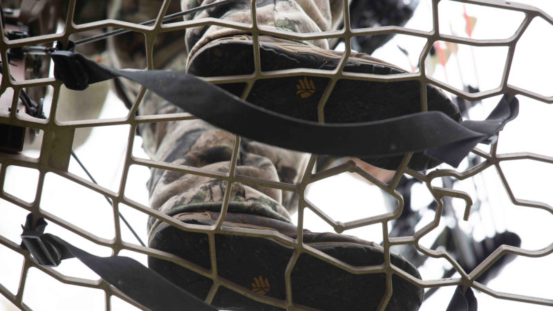 Bowhunter Dies After Falling From Treestand