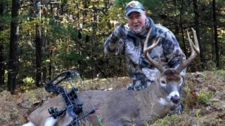 Double Lung Shot! Buck Runs 400 Yards, How!?