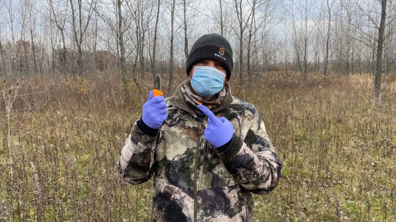 Health Officials Recommend Wearing Mask While Field Dressing Deer