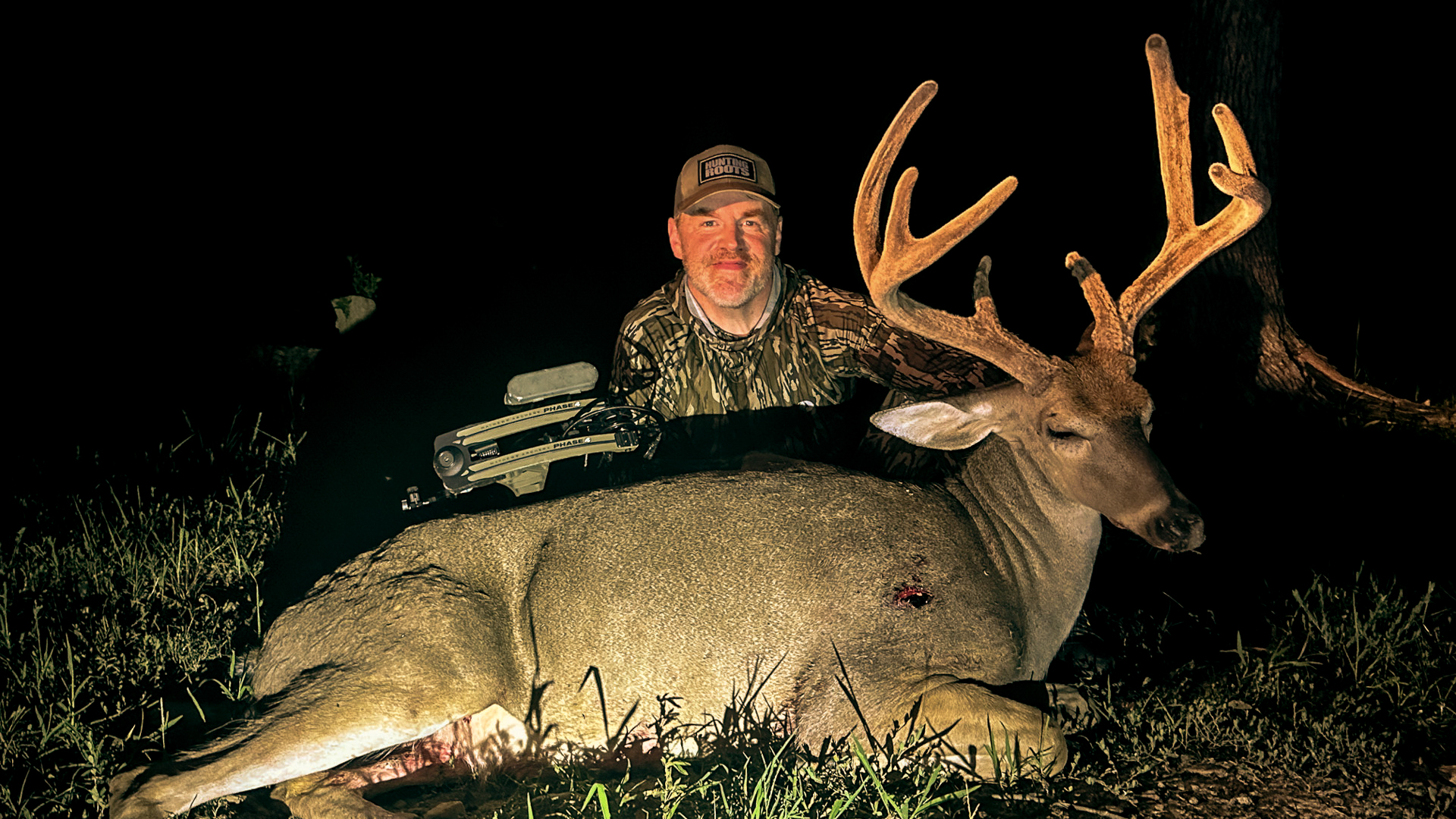 Bowhunting Velvet Bucks In Tennessee