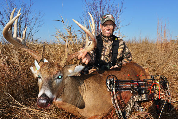 Todd Graf with his Wisconsin Trophy